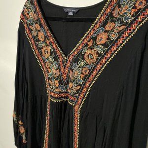 American Eagle embroidered blouse